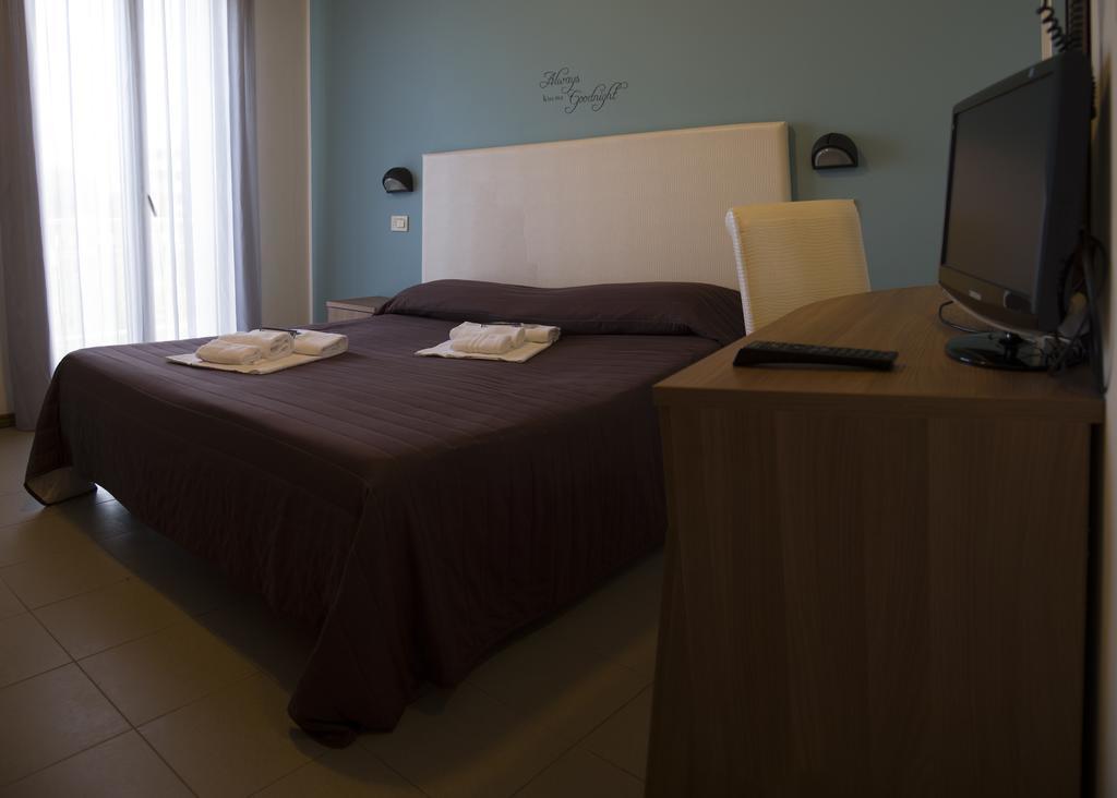 Hotel Vela D'Oro Riccione Eksteriør billede