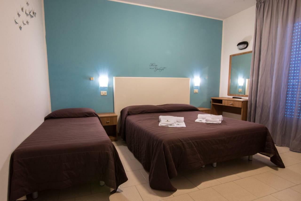 Hotel Vela D'Oro Riccione Eksteriør billede