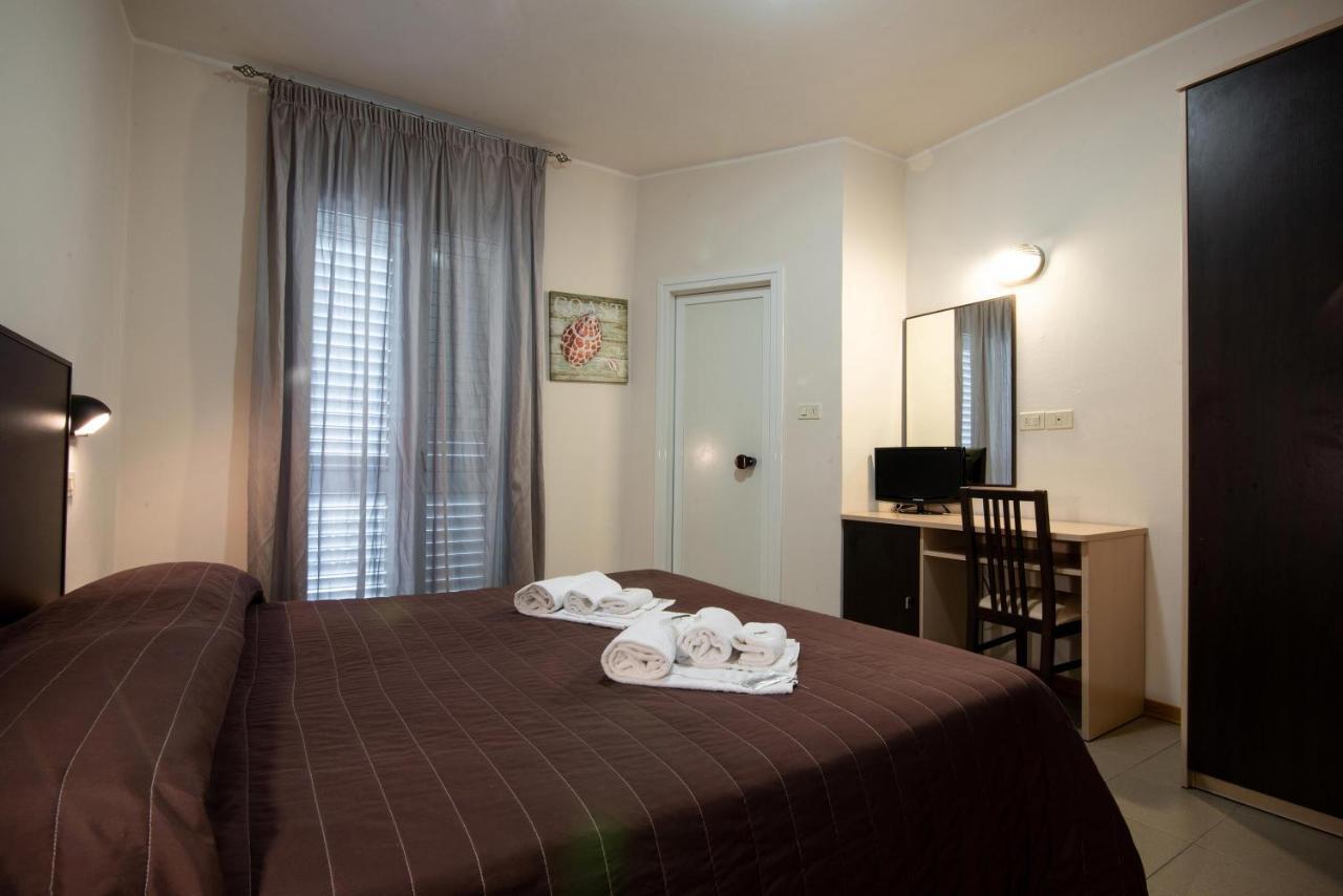 Hotel Vela D'Oro Riccione Eksteriør billede